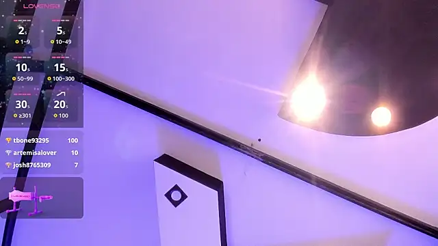 AmbarBrownn_'s cam snapshot