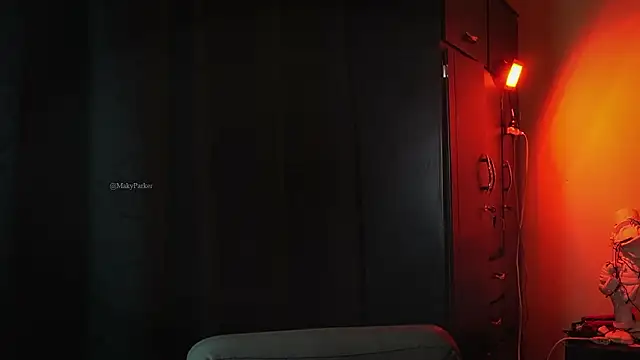 AlphaMasterXxx live sex cam