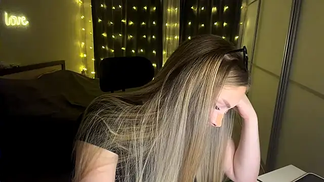 DanOstertag's cam snapshot