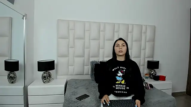 Ariana_rouse live sex cam