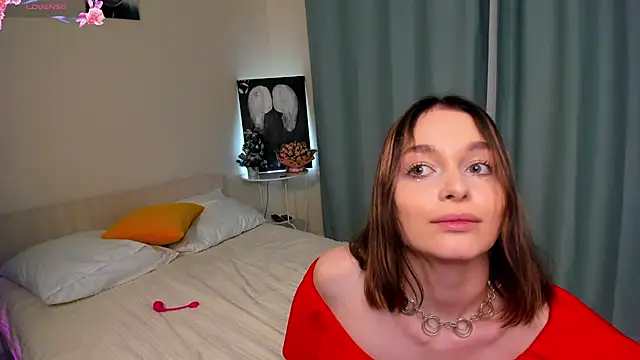 LillianPerry live sex cam