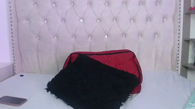 Abril_Squirt's cam snapshot