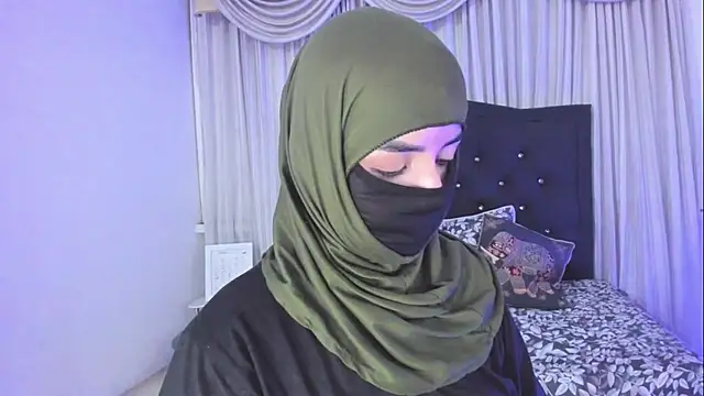 Uzra_hayed live sex cam