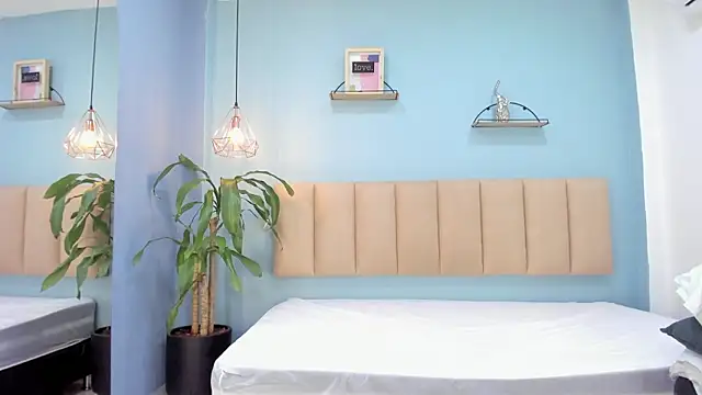 emmy_mg's cam snapshot