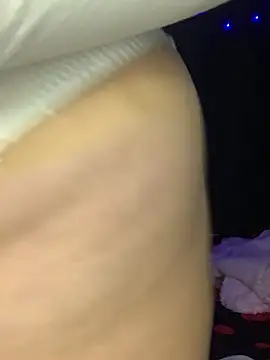 adara_muller_'s cam snapshot