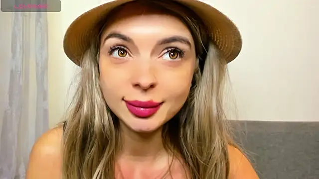 _ellen_meow_'s cam snapshot