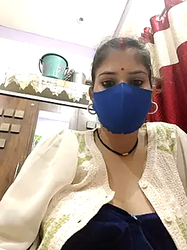 Maahi-Queen's cam snapshot