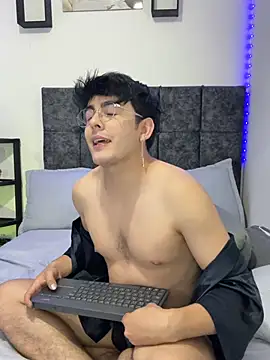 nolan_twink1 live sex cam