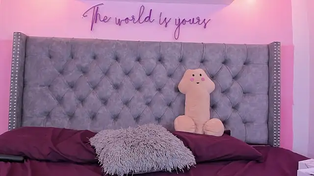 Sophiia_77's cam snapshot