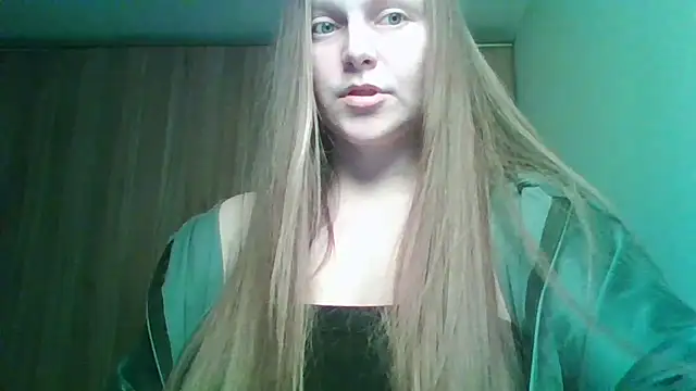 Evasapples's cam snapshot