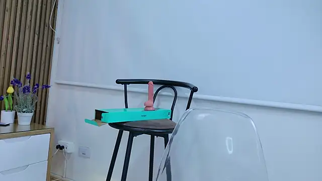 Jessie_GB's cam snapshot