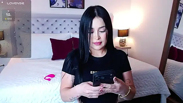 sarascottt live sex cam