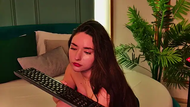 LuisaFaye live sex cam