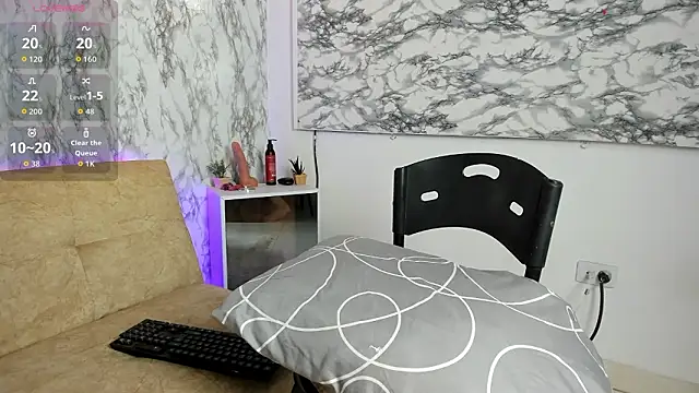 Levana_squirt's cam snapshot