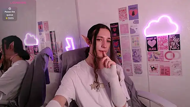 SilverMuse live sex cam