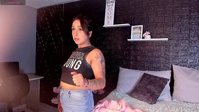 Isaabella_Russo1's cam snapshot