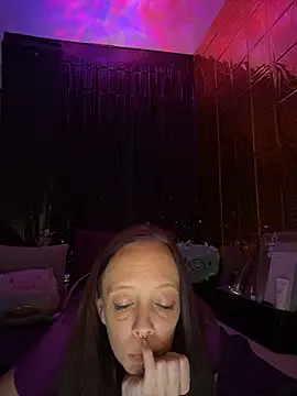 MarryQuinnLive's cam snapshot