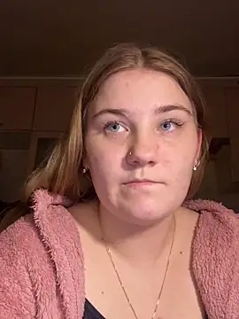 FLOWERS555's cam snapshot