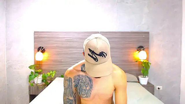 Paulina_And_Tayron's cam snapshot