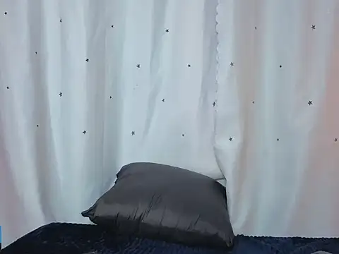 sandra_rey_'s cam snapshot