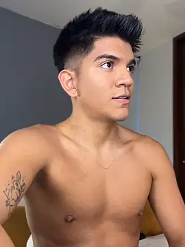 OnlySantty live sex cam