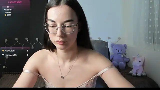 EmmaJacson live sex cam