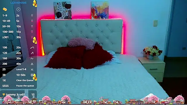 june_fox live sex cam