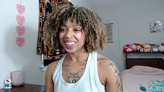 Cherribombzz live sex cam