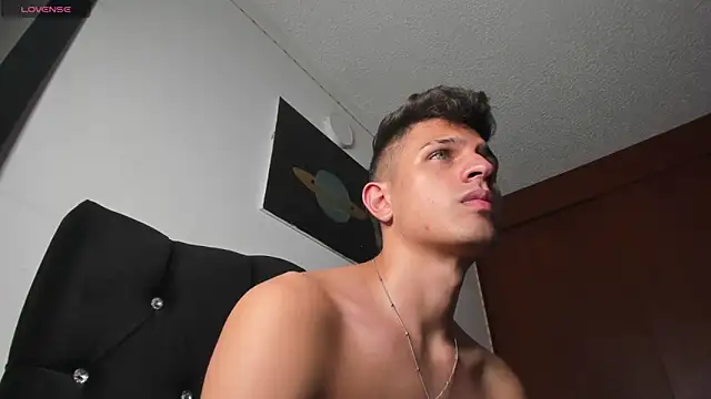 kevin_ahss live sex cam