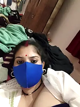 Maahi-Queen live sex cam