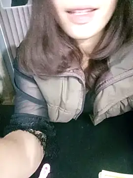 Girl-crazy1 live sex cam