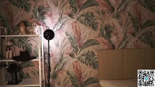 MarlinVarian live sex cam