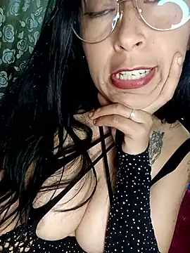 Abigail_office's cam snapshot