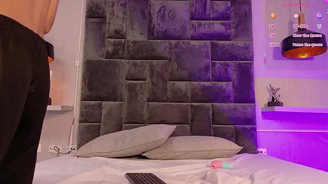 sheylawood's cam snapshot