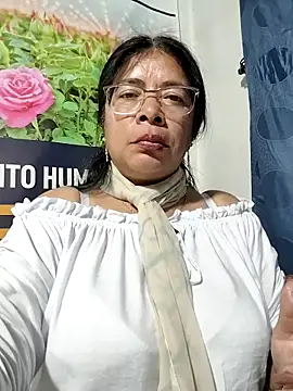 __valentina18 live sex cam