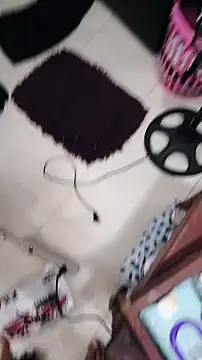 MelanyAndChris's cam snapshot