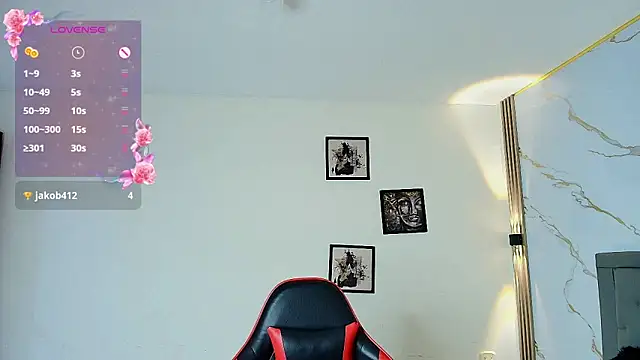 Nina_rouge77's cam snapshot