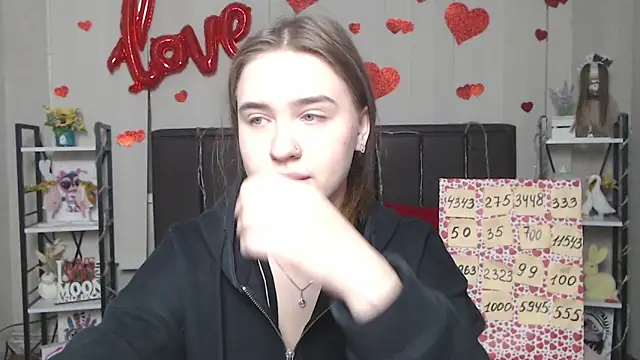 LauraHlot's cam snapshot