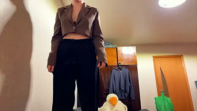 RoseBakeer's cam snapshot