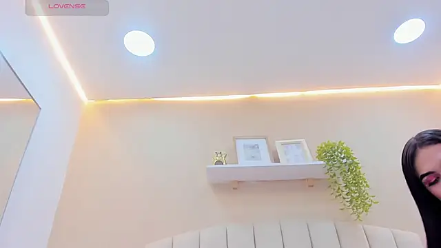 Mia_thompson_19 live sex cam