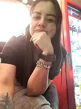 karlagiraldo198's cam snapshot