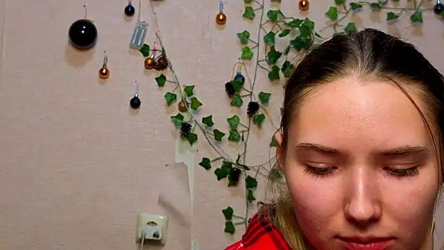 _kikiclark__'s cam snapshot