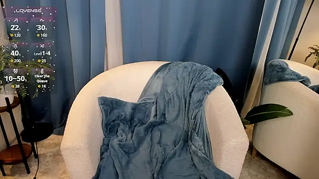 B_Monica_'s cam snapshot