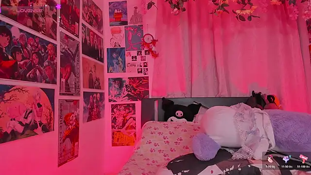 MissCurvyTop's cam snapshot