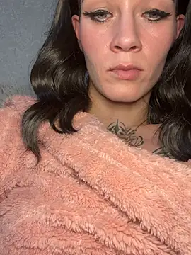 Feuchtes_traumchenn's cam snapshot