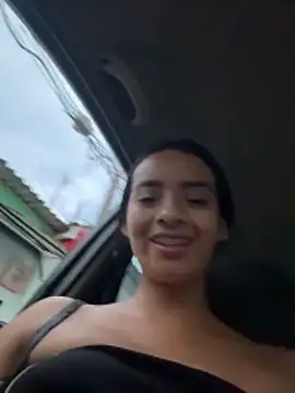 Laura_fernandezII's cam snapshot