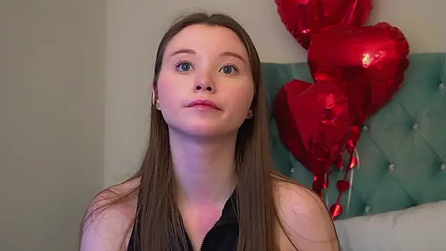 KeiraAsti's cam snapshot