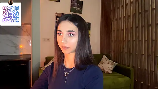 LinaMour's cam snapshot