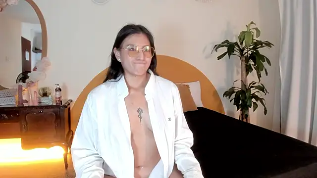 liaa_moretti_'s cam snapshot