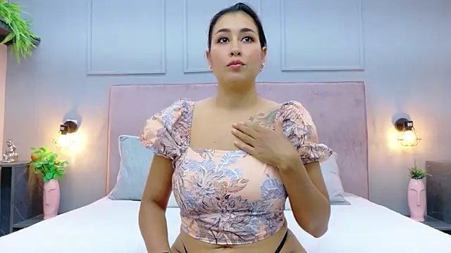 Busty_Zay's cam snapshot